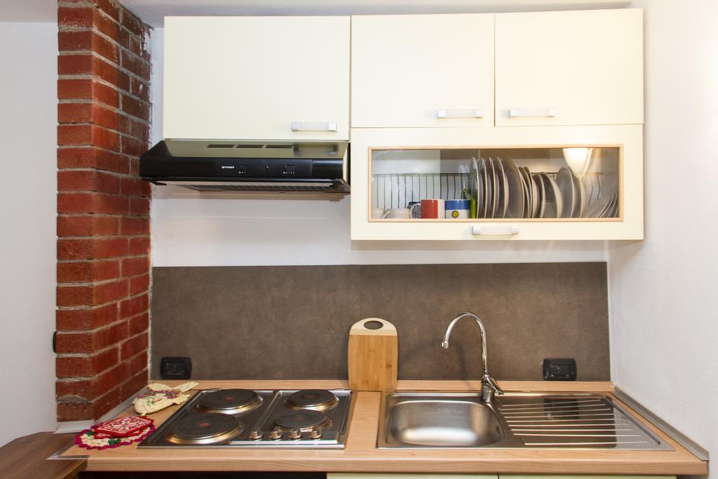 Apartment Via Sant'Alessandro بيرغامو الغرفة الصورة