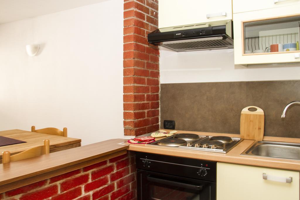 Apartment Via Sant'Alessandro بيرغامو الغرفة الصورة